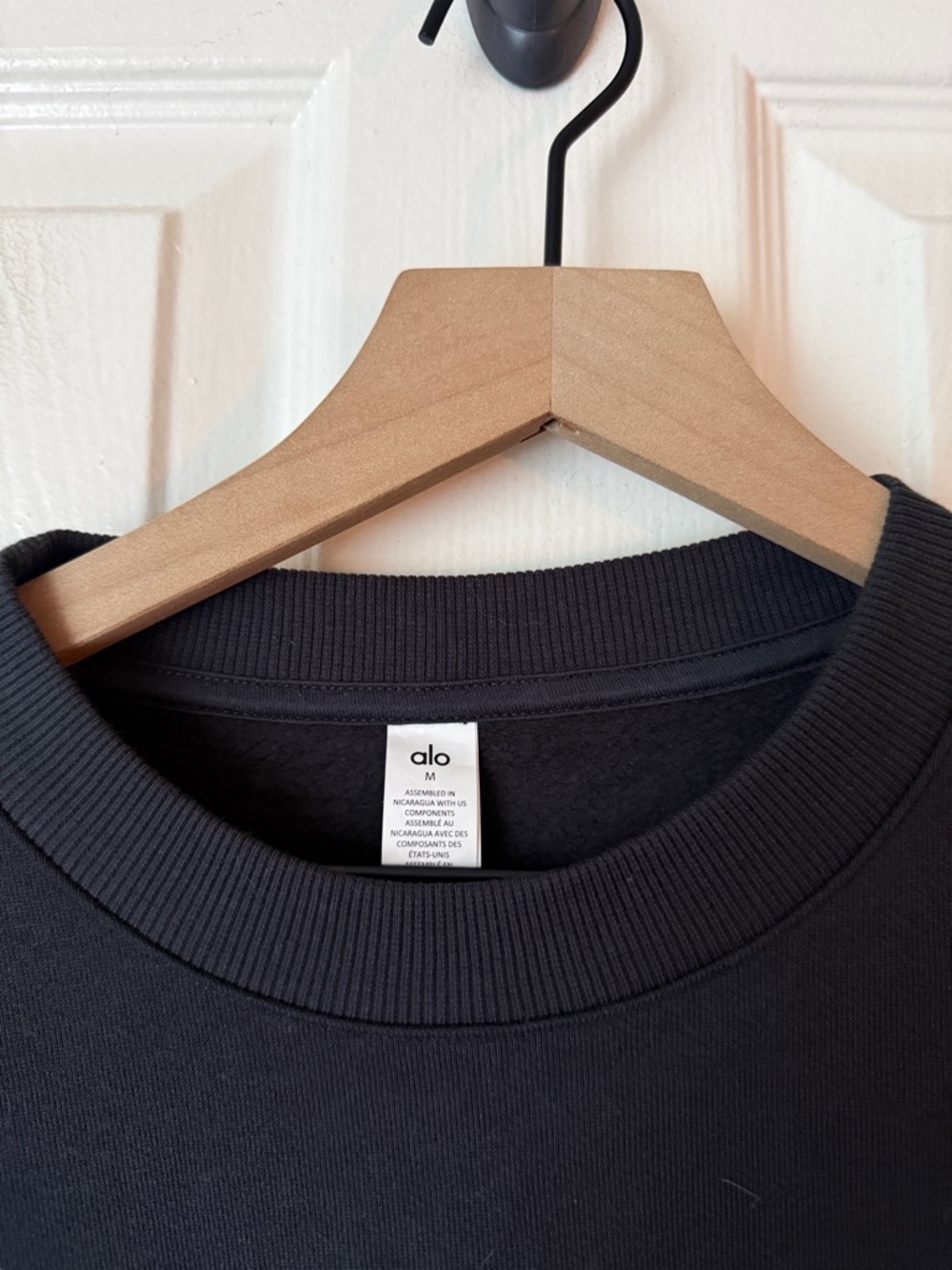Alo Yoga Accolade Crew Neck Pullover Anthracite Grey size medium NWT - Picture 5 of 7